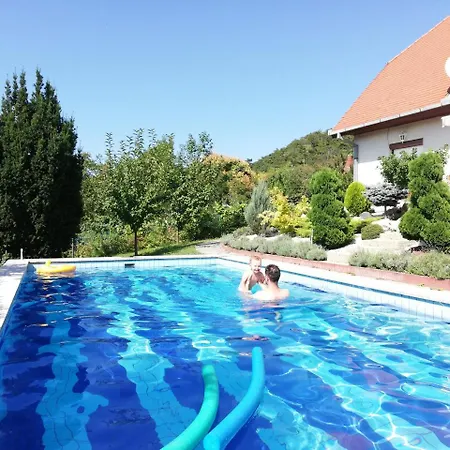 אתר נופש Kati פוניארצוושהג'